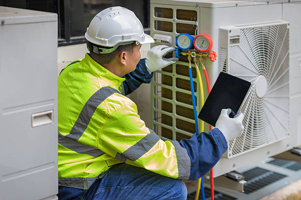 Professional Hvac technician working in North Billerica, MA